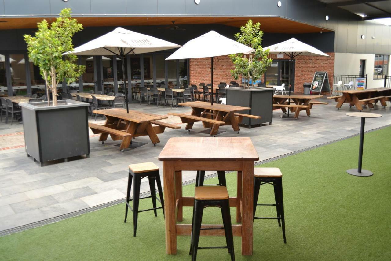 Garden Hotel Dubbo Exterior photo